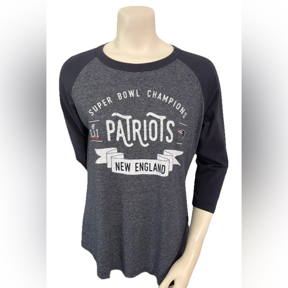 Majestic Threads Patriots Women’s L 3/4 Sleeve Super Bowl LI Shirt USA